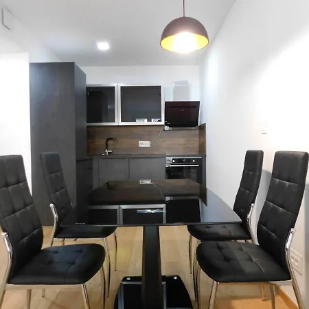 Ideal Homebase Любляна