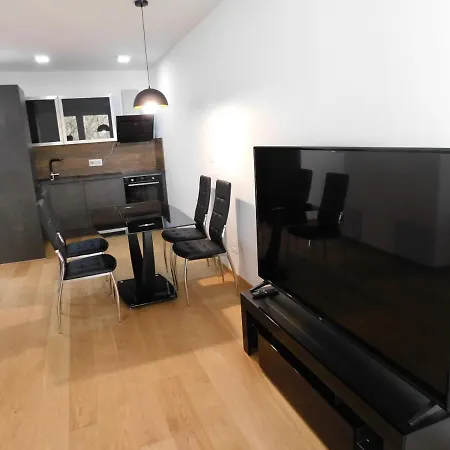 Ideal Homebase Любляна